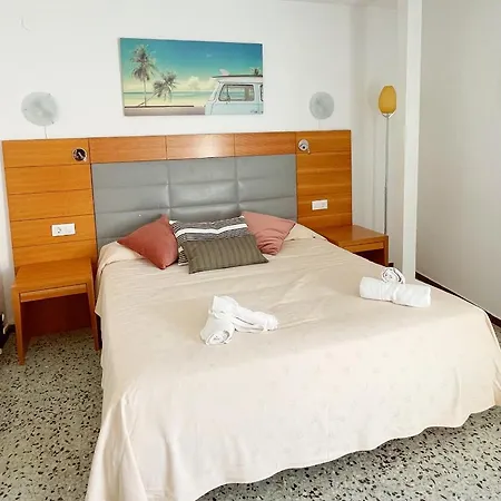 Hostal D'En Perris Casa de hóspedes *