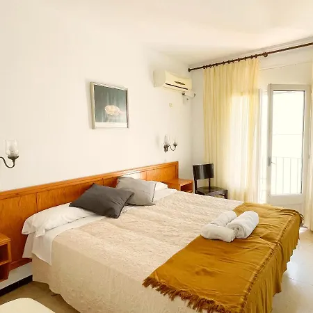 Guest house Hostal D'En Perris *