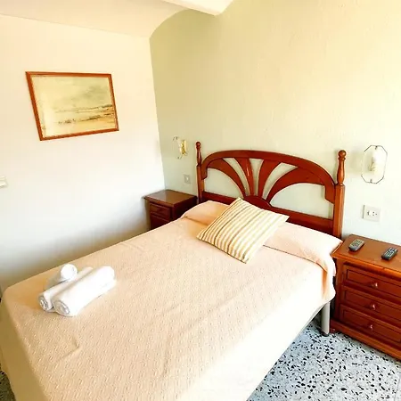 Hostal D'En Perris Guest house L'Escala