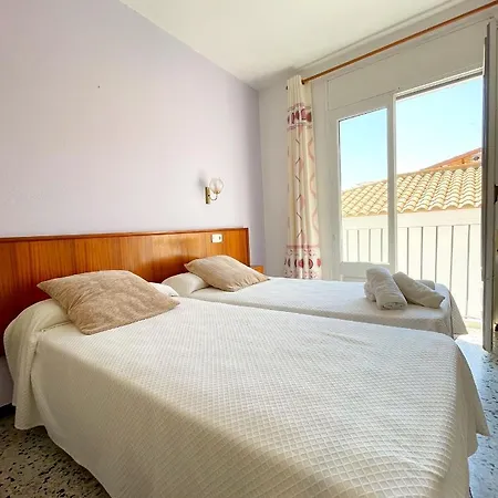 Hostal D'En Perris L' Escala